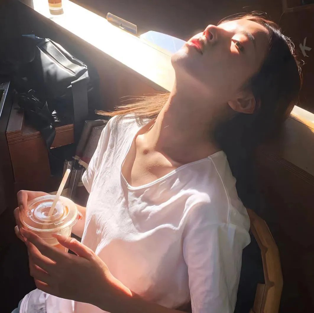 牛头不对马嘴海报
