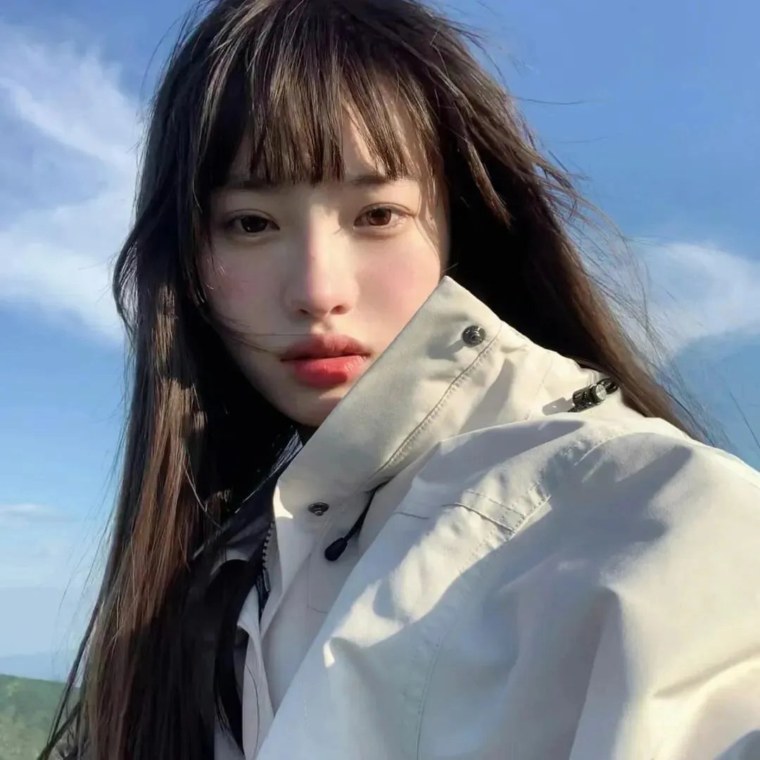 白暮的编年史海报